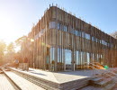 Trähus vid en sjö
